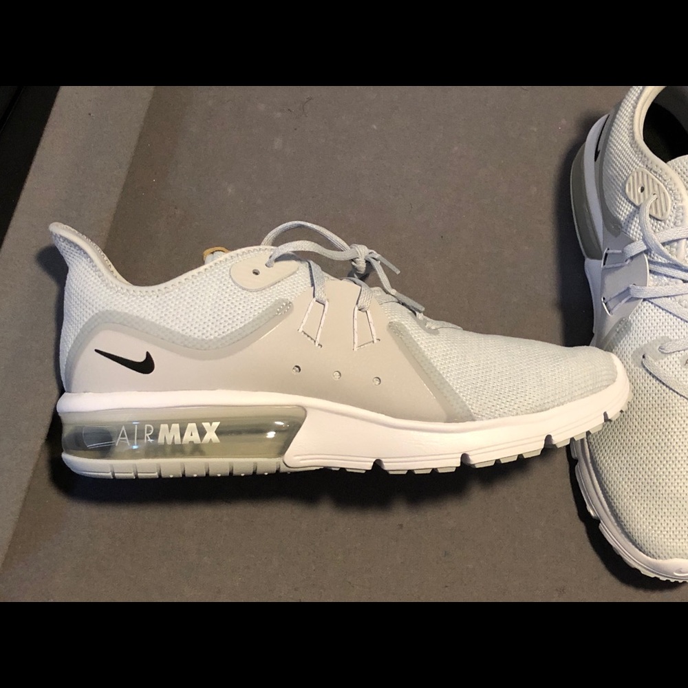 Nike Air Max sequent size 11 new
